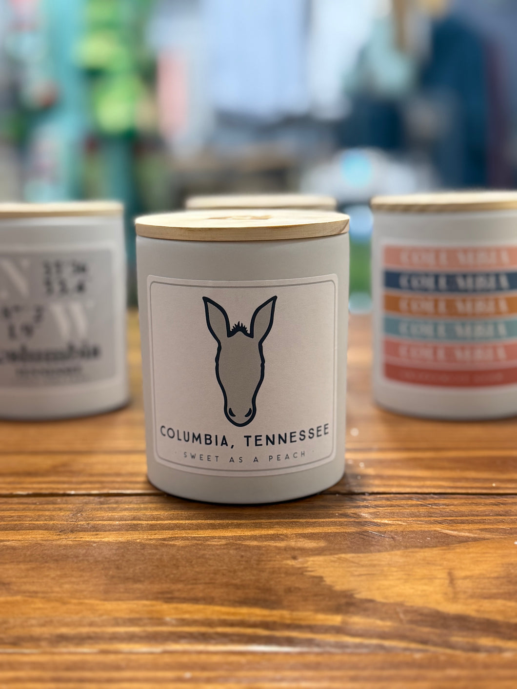 Sincere Surroundings | Columbia Mule Candle  | Sweet Peach