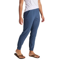 Load image into Gallery viewer, Free Fly-Women&#39;s Breeze Jogger
